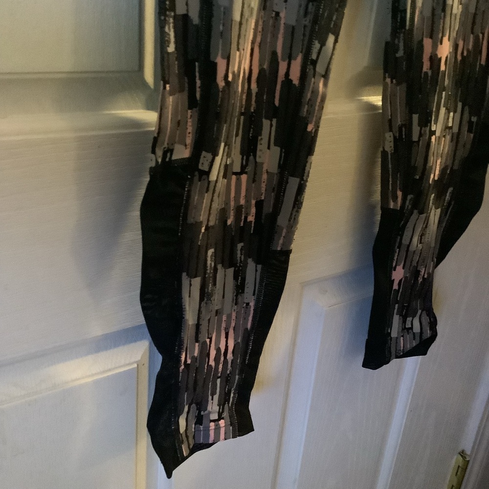 Calvin Klein Brand workout leggings, black, gray, pink colors, size M. - Picture 5 of 16